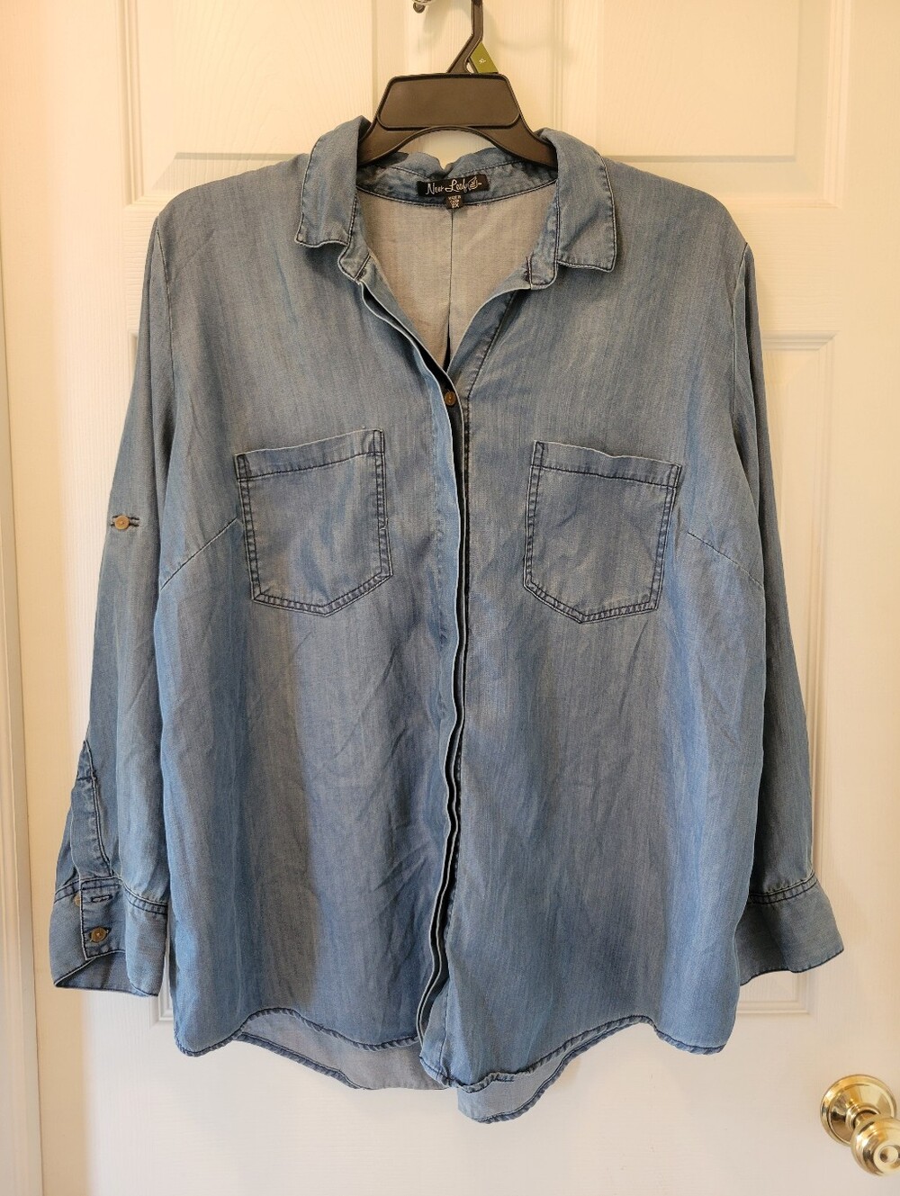 Womens Sz. 2X New Leaf Denim Button Down Shirt